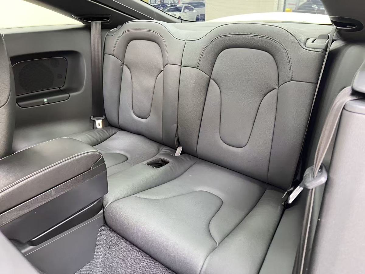 Audi TT 2014 car image #18