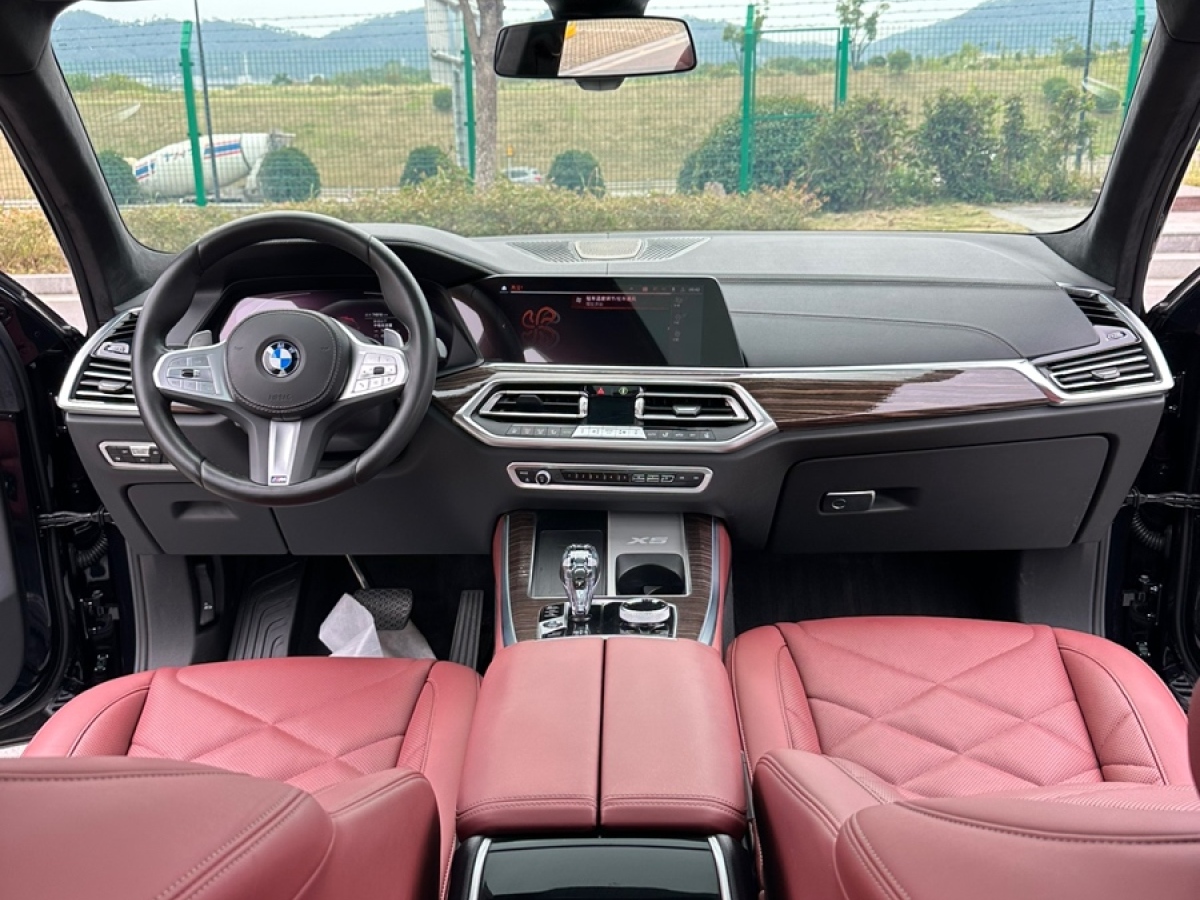 BMW X5 2023 car image #18