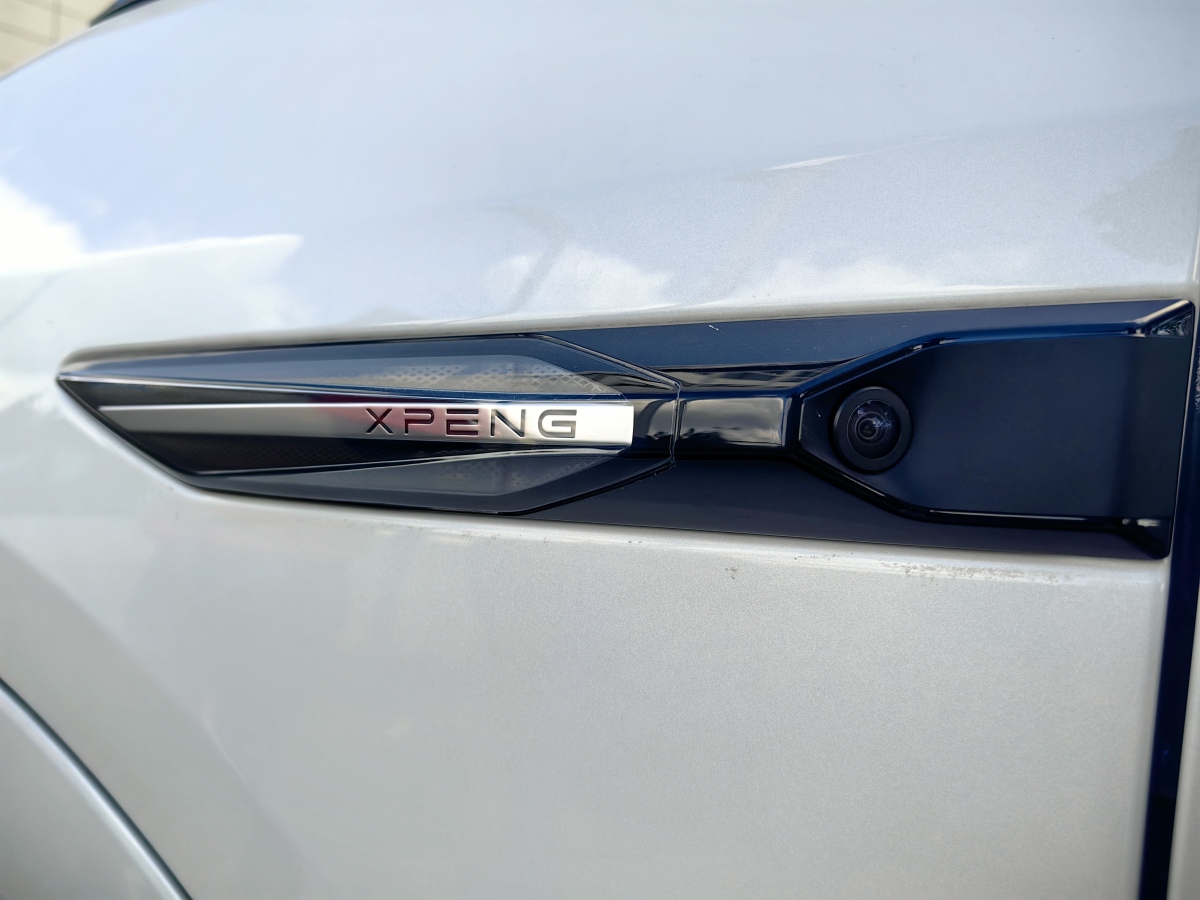 Xpeng X9 2024 imagem de carro #18