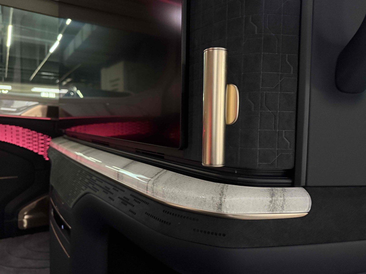 Hyundai Coupe 2025 imagen de coche #18