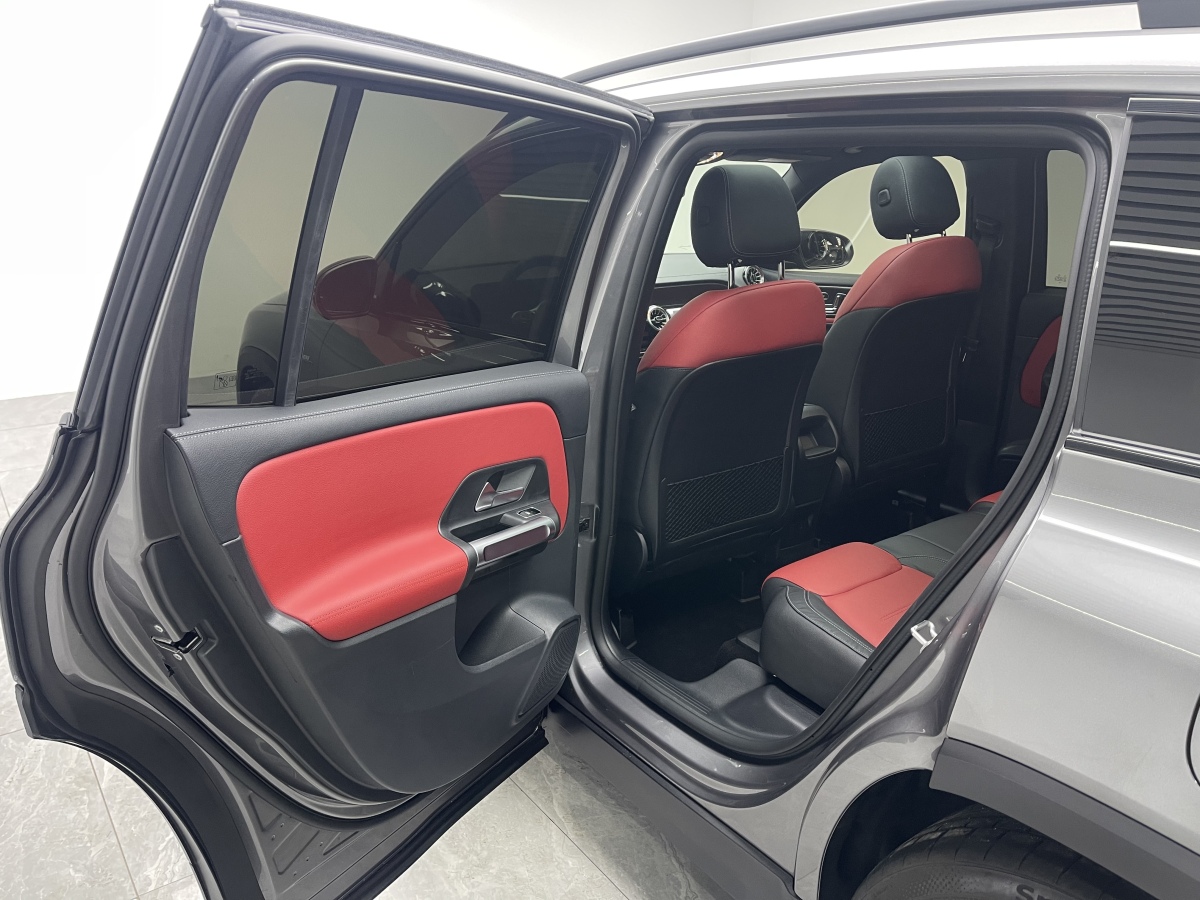 Mercedes-Benz GLB AMG 2022 immagine di auto #18