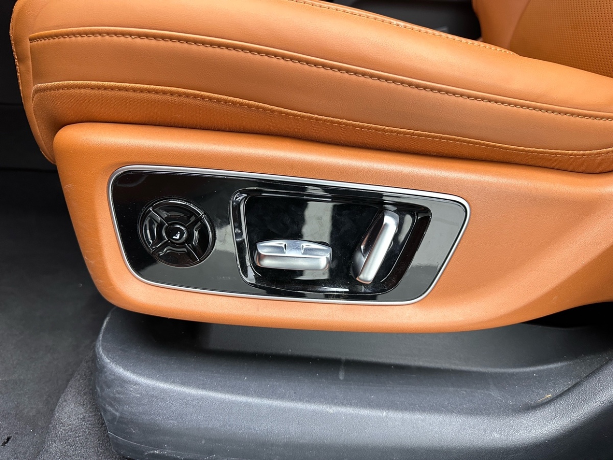 Li L8 2023 imagen de coche #18