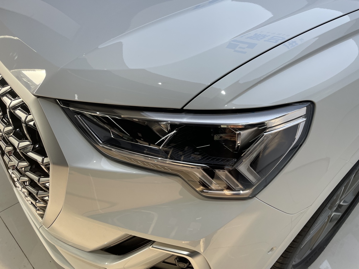 Audi Q3 (Imported) 2024 car image #18