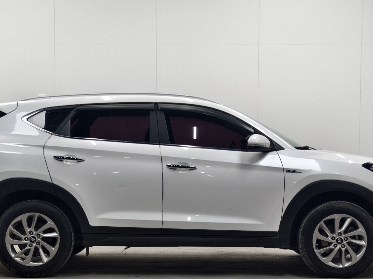 现代 途胜 2017 汽车图片 #18