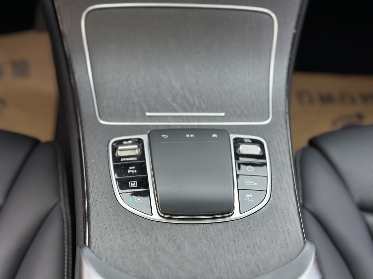 Mercedes-Benz GLC Coupe 2023 #18 Mercedes-Benz GLC Coupe 2023 car image #18