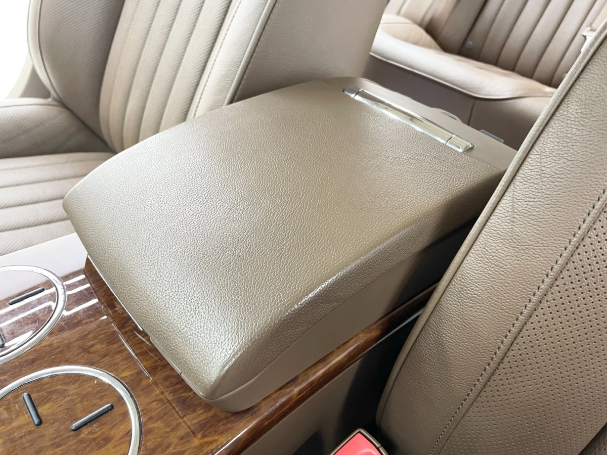 Volkswagen Pheaton 2012 immagine di auto #18