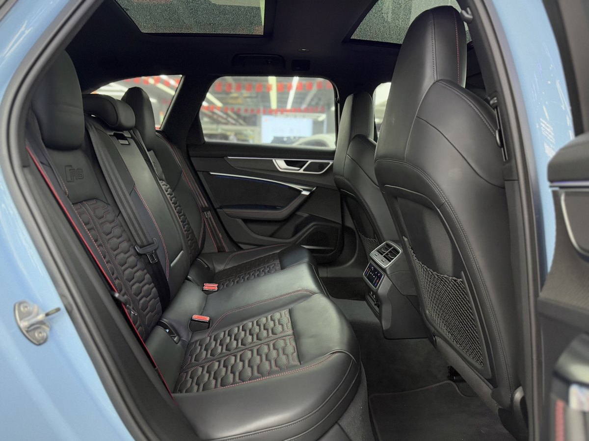 Audi RS 6 2023 car image #18