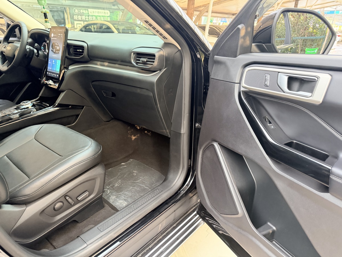 Ford Explorer 2021 #18 Ford Explorer 2021 car image #18