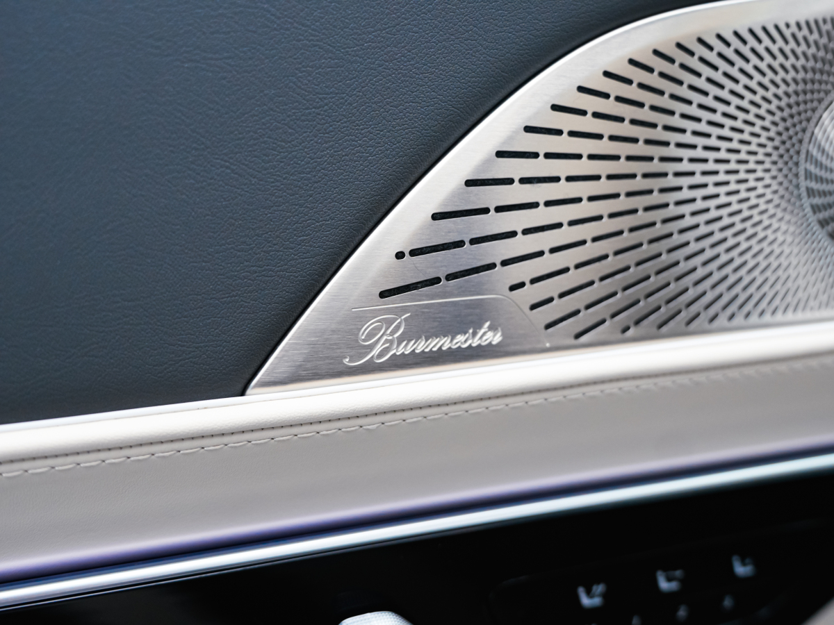 Mercedes-Benz SL Class 2025 car image #18