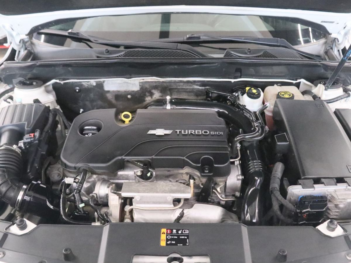 Chevrolet 2016 car image #18