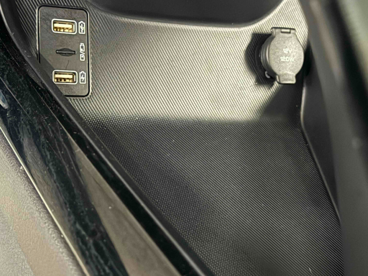 BYD Song Plus New Energy 2022 car image #18