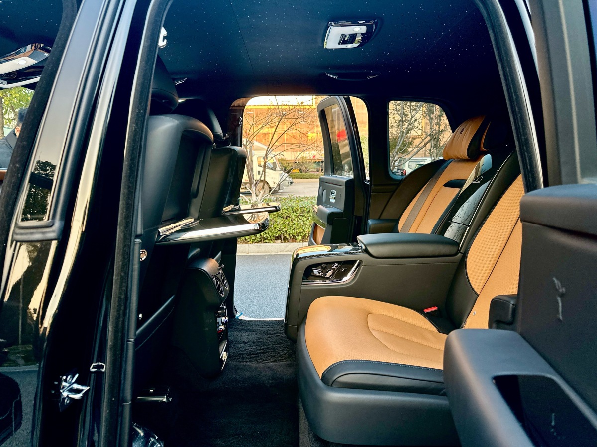 Rolls-Royce Cullinan 2022 immagine di auto #18