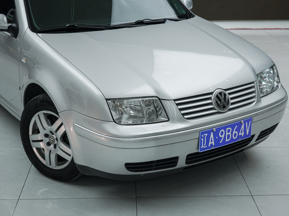 Volkswagen 2004 car image #18