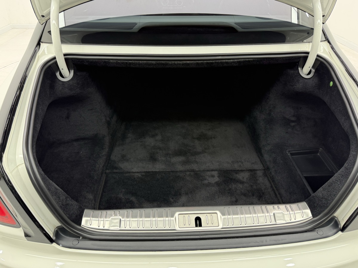 劳斯莱斯 古思特 2011 汽车图片 #18