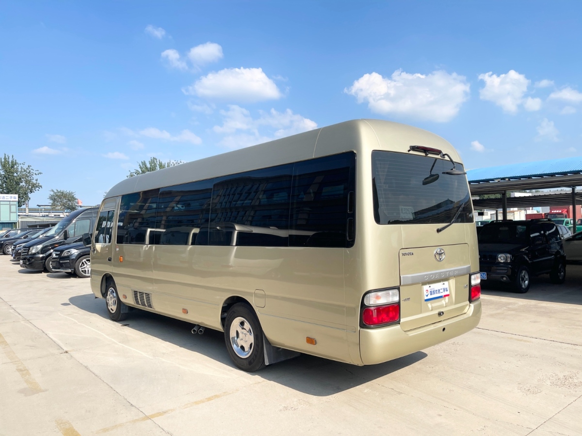 Toyota Coaster 2018 #18 Toyota Coaster 2018 imagen de coche #18