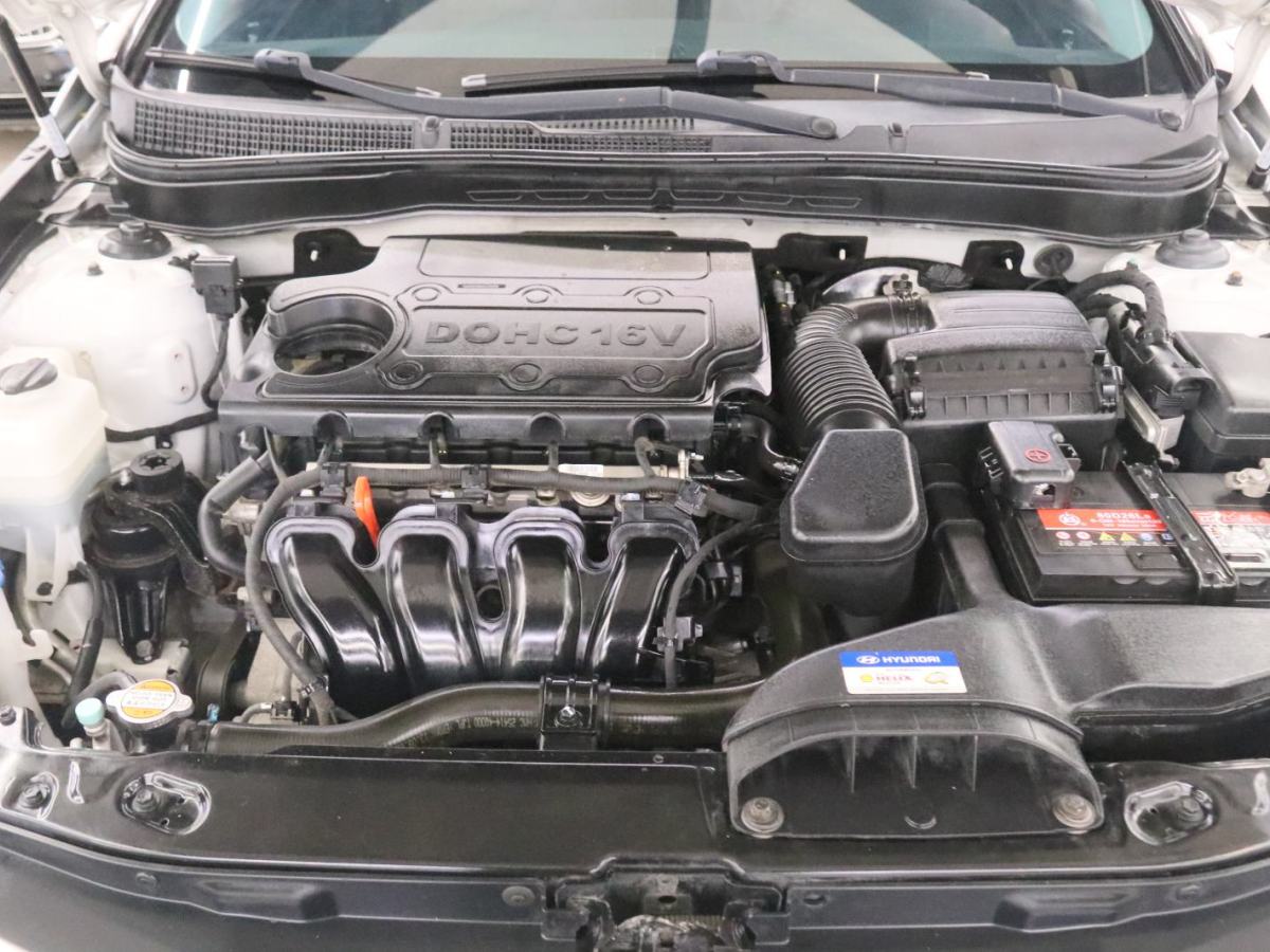 Hyundai Sonata 2013 car image #18