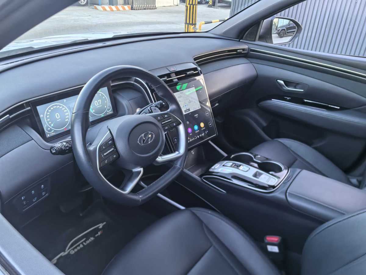Hyundai Tucson 2021 car image #18