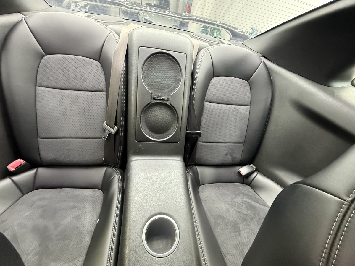 Nissan 2010 car image #18