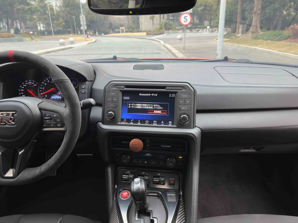 日产 日产GT-R 2018 汽车图片 #18