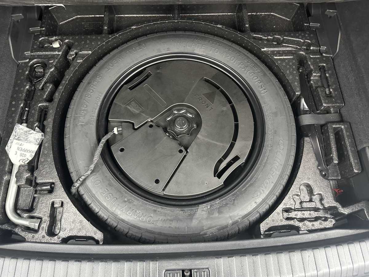 Audi Q3 2023 صورة سيارة #18