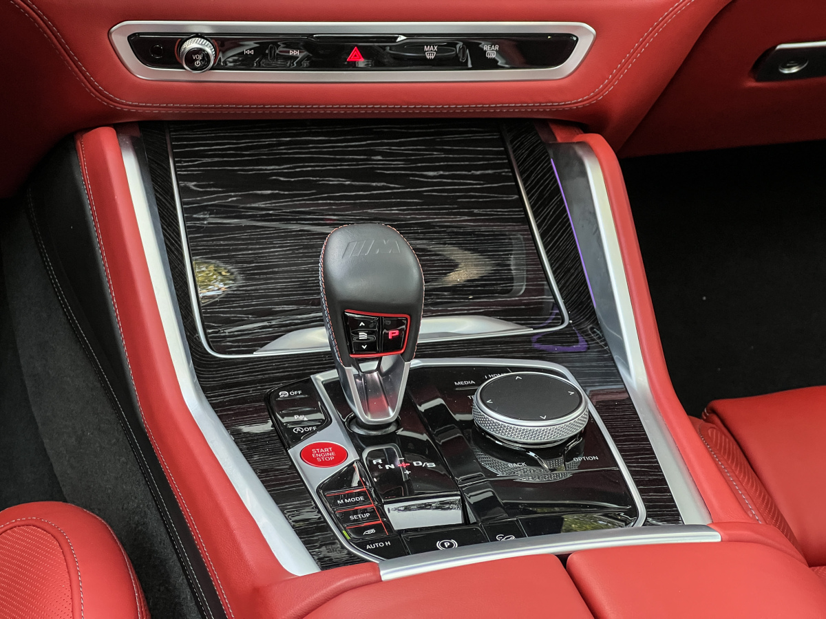 BMW X6 M 2023 car image #18