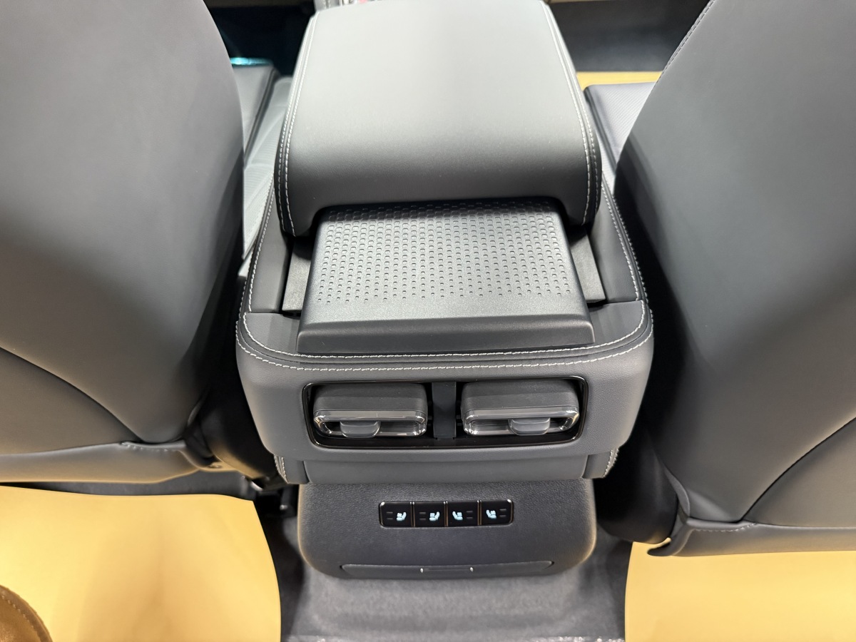 FangChengBao Leopard 5 2025 car image #18