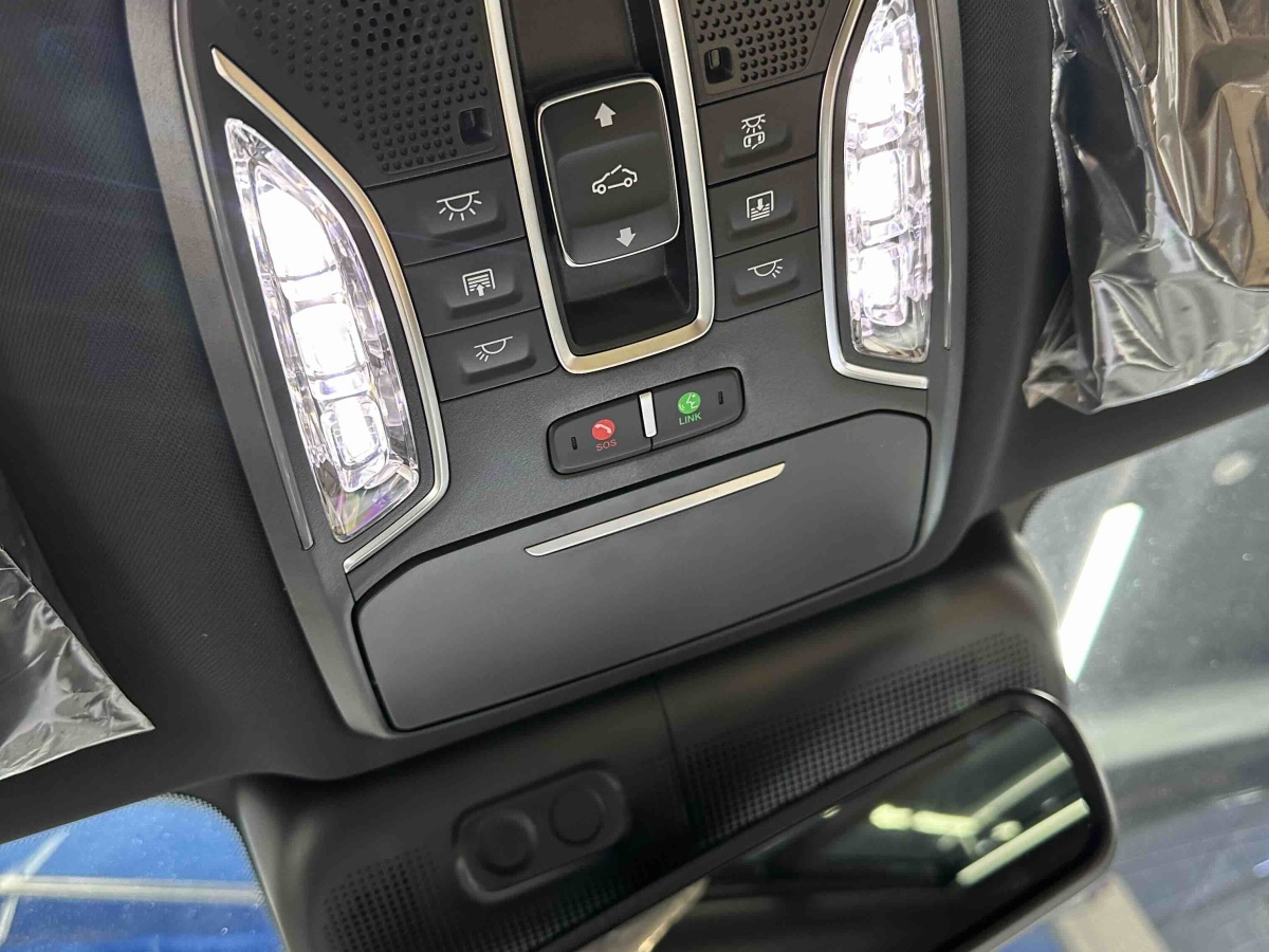 GAC Trumpchi ES9 2025 car image #18