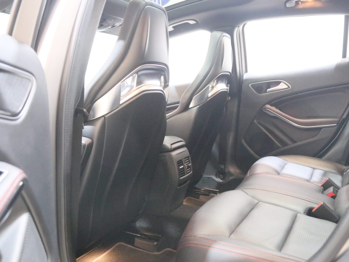 Mercedes-Benz GLA AMG 2016 car image #18