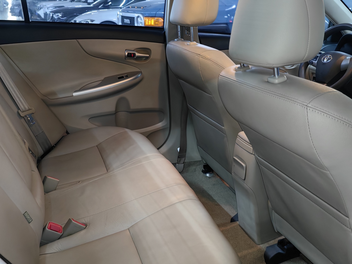 Toyota Corolla 2014 car image #18