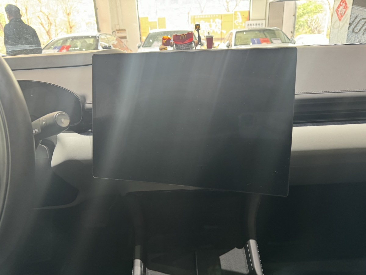 极氪 极氪007 2024 汽车图片 #18