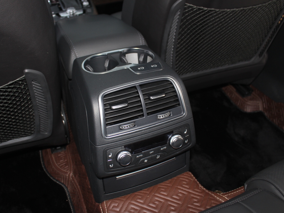 Audi A4L 2018 #18 Audi A4L 2018 imagem de carro #18