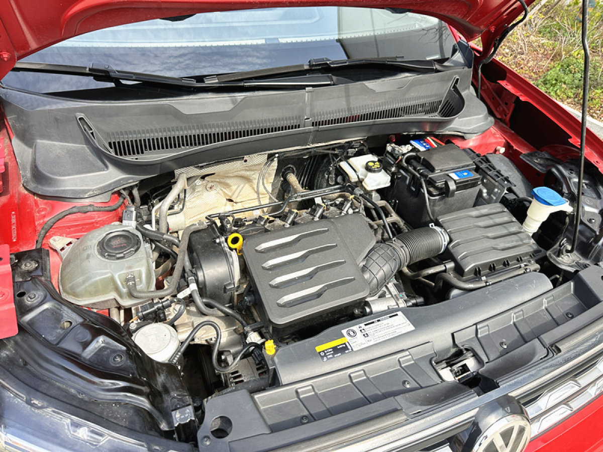 Volkswagen T-Cross 2019 immagine di auto #18