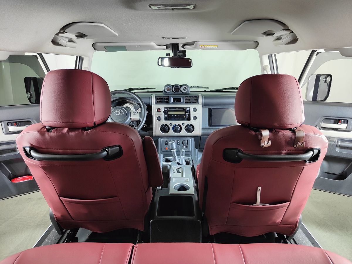 Toyota FJ Cruiser 2017 car image #18