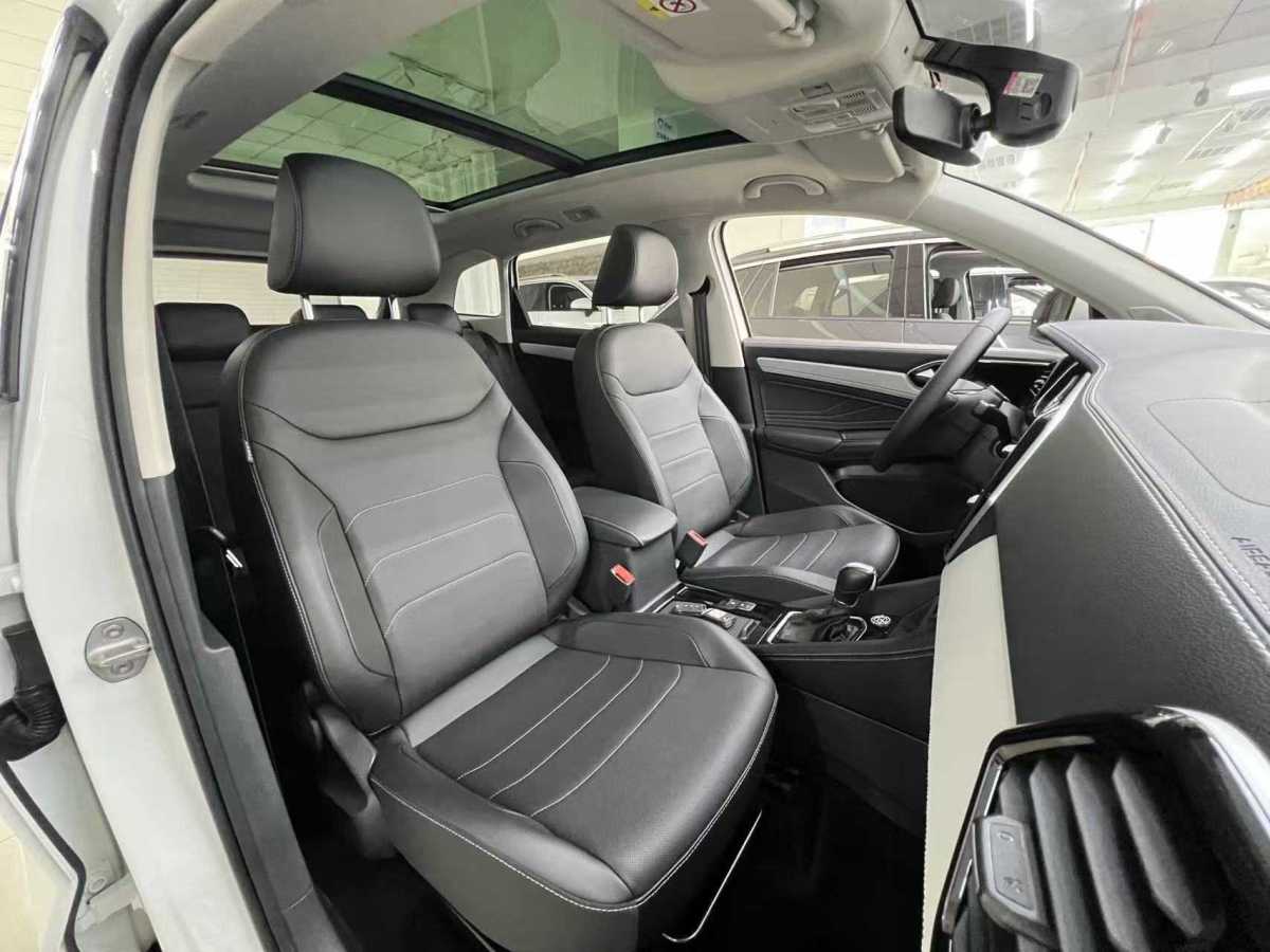 Jetta VS7 2023 imagen de coche #18