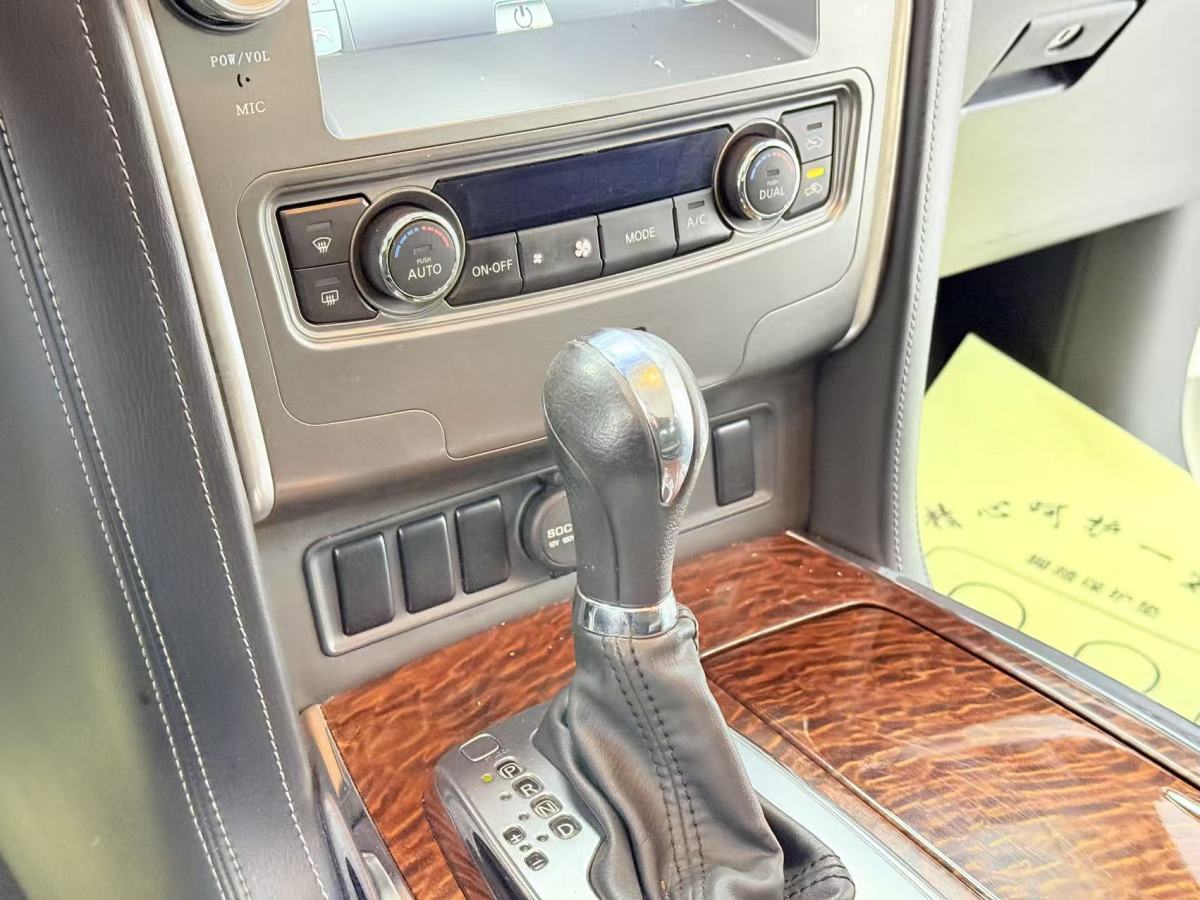 日产 途乐 2017 汽车图片 #18