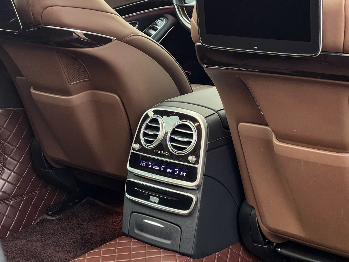 Mercedes-Benz Maybach S Class 2019 car image #18