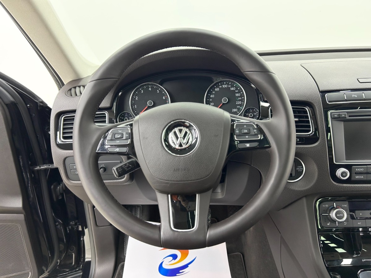 Volkswagen Touareg 2017 immagine di auto #18