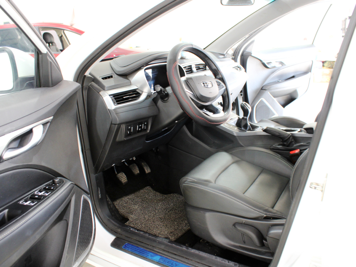 GEELY 2019 car image #18