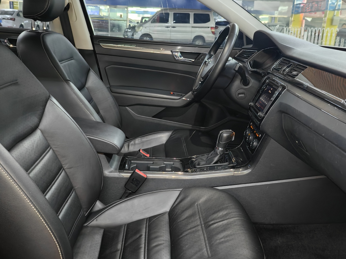 Volkswagen Passat 2018 #18 Volkswagen Passat 2018 car image #18