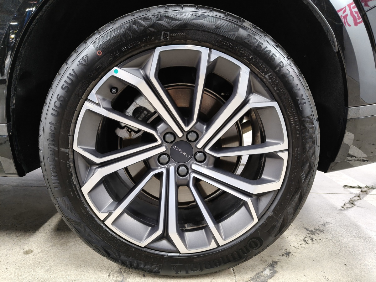 Lynk & Co 09 EM-P 2025 car image #18