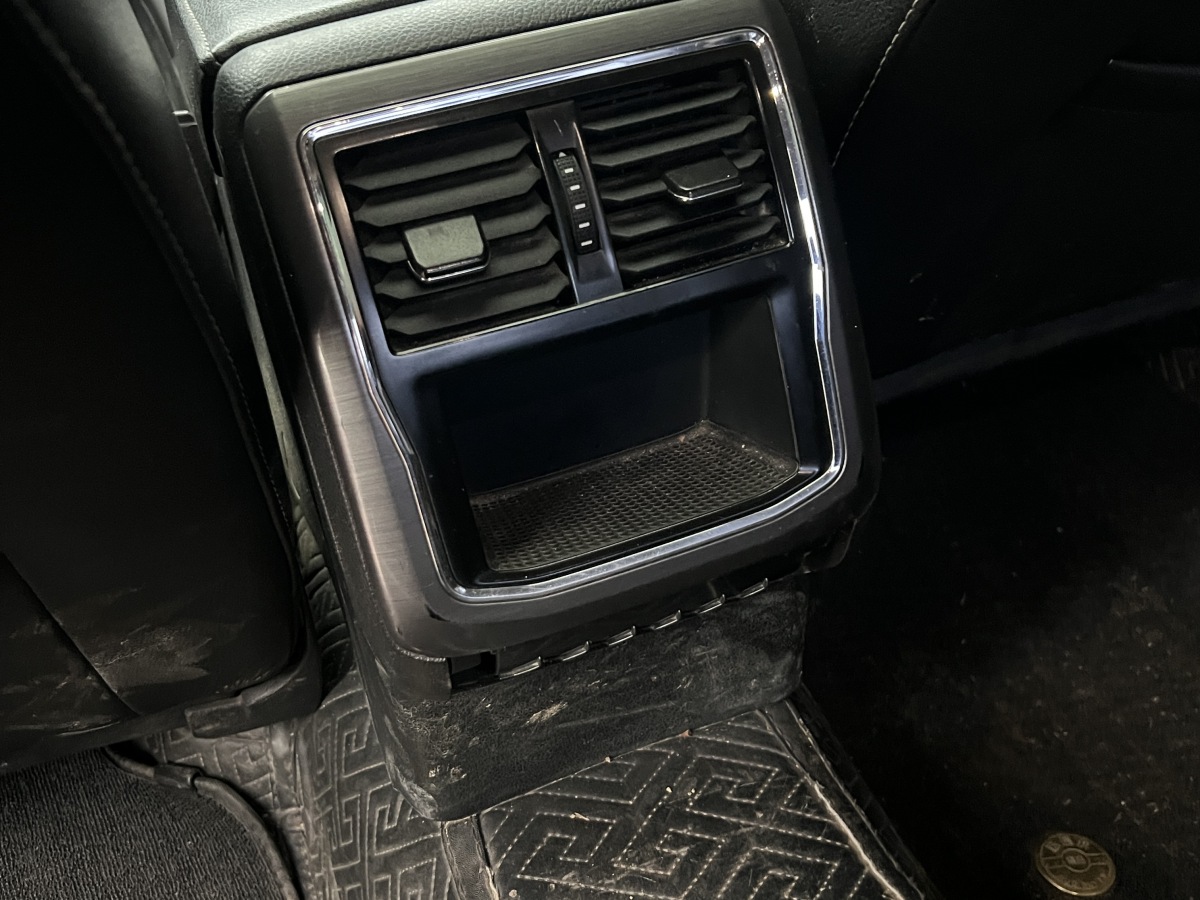 Volkswagen Passat 2018 #18 Volkswagen Passat 2018 car image #18