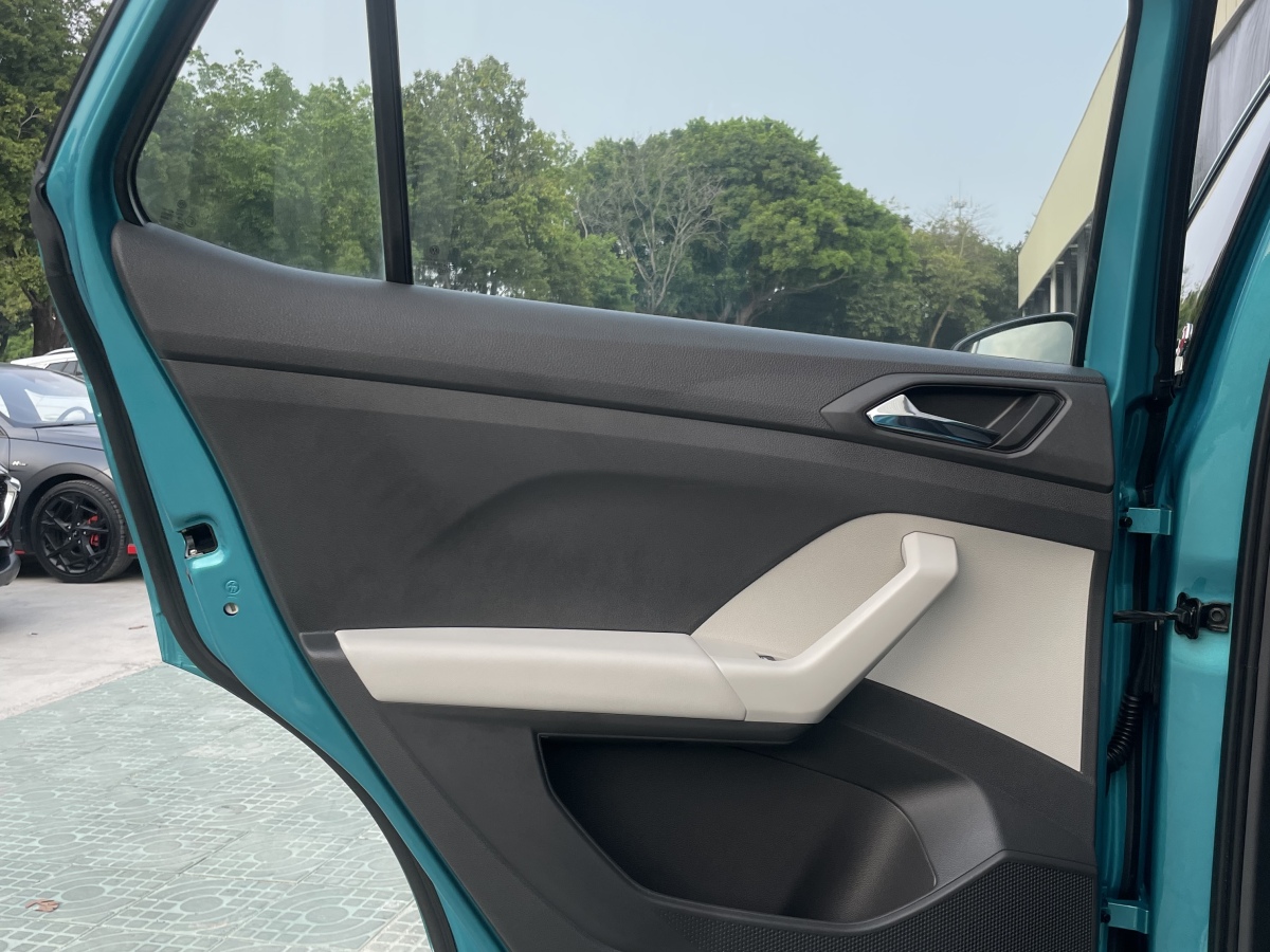 Volkswagen T-Cross 2022 #18 Volkswagen T-Cross 2022 car image #18