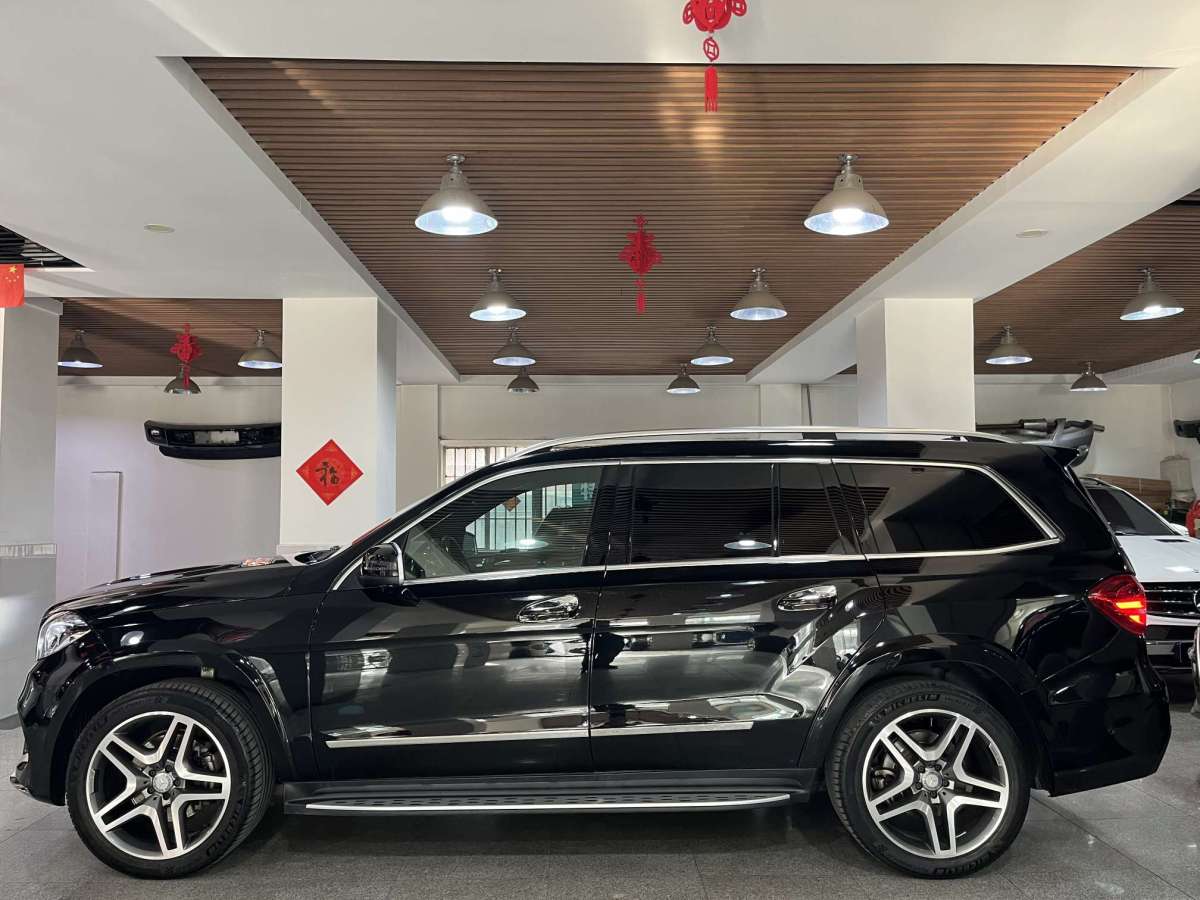 Mercedes-Benz GLS Class 2016 car image #18