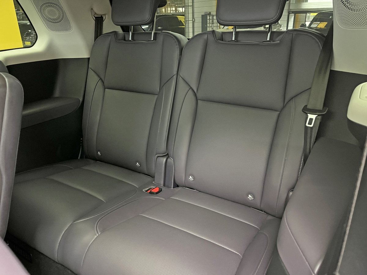 零跑汽车 零跑C16 2025 汽车图片 #18