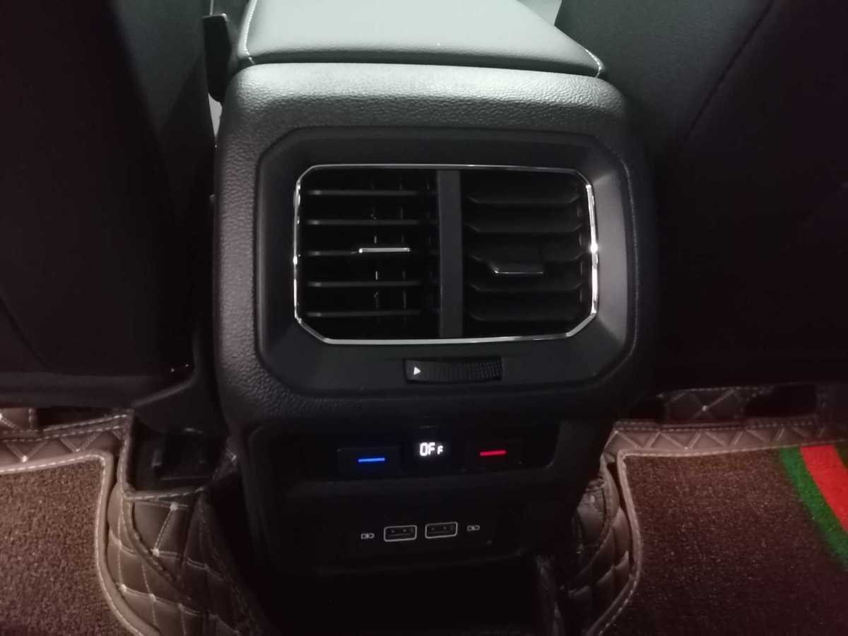 Volkswagen Tiguan L 2021 car image #18