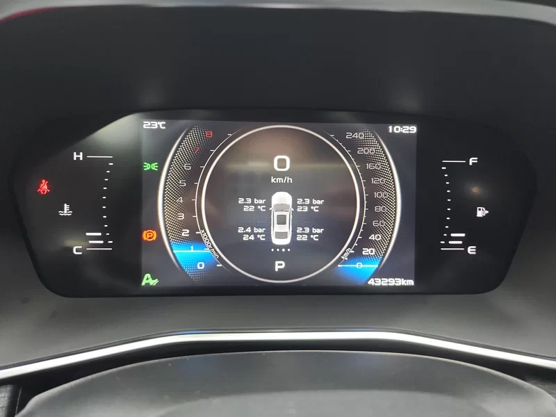 GEELY PrefaceL 2022 car image #18