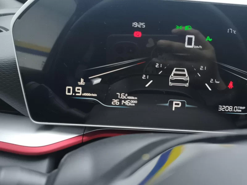 GEELY 2023 #18 GEELY 2023 car image #18