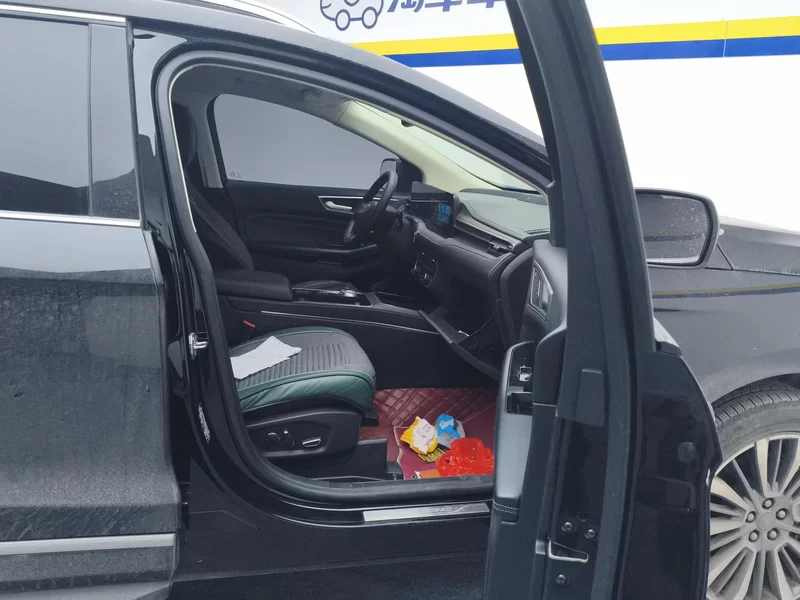 Ford Edge 2021 car image #18