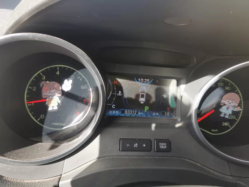 BYD Yuan 2018 #18 BYD Yuan 2018 صورة سيارة #18