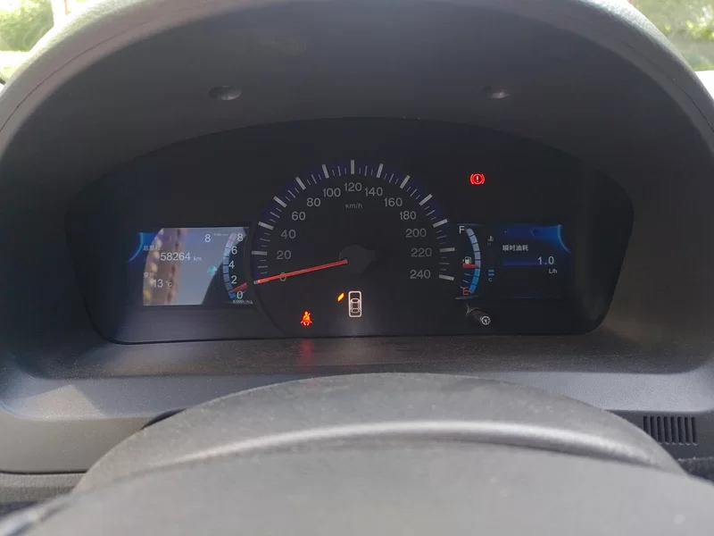 BYD G6 2013 #18 BYD G6 2013 car image #18